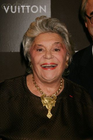 Image: baroness-philippine-mathilde-camille-de-rothschild-with-satanic-necklace (320×480 24.6 KB) Image: baroness-philippine-mathilde-camille-de-rothschild-with-satanic-necklace (320×480 24.6 KB)